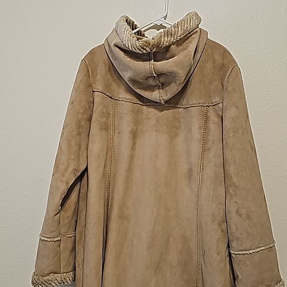 - St. John's Bay Faux Fur Vinrage Jacket  size XL tan color - Picture 2 of 10